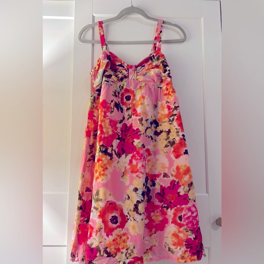 Tommy Bahama Dress floral in cotton/silk blend. Size Small